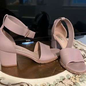 Valentino low block heel rock stud authentic sz 38